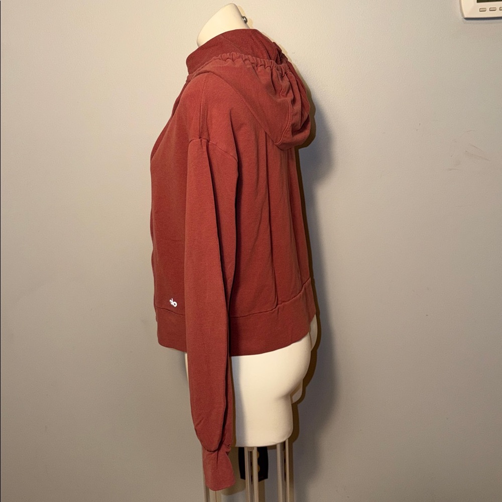Alo Yoga Ladies Mauve Drawstring hoodie. No tags. - Picture 9 of 13